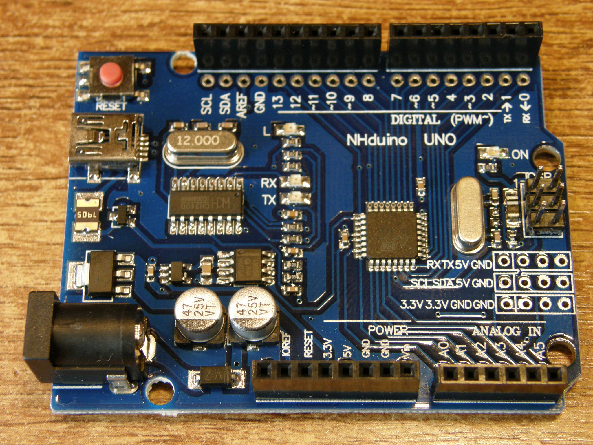 Klon Arduino UNO R3 ATmega328P CH340 mini USB